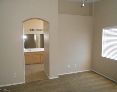 3516 Hazelnut Pine Place - Photo Thumbnail 16