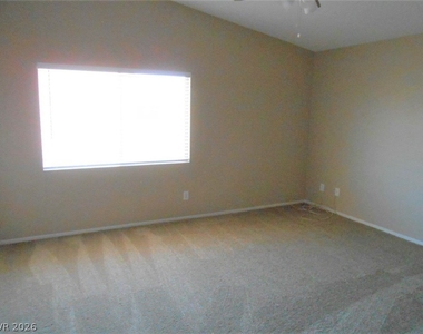 3516 Hazelnut Pine Place - Photo Thumbnail 13