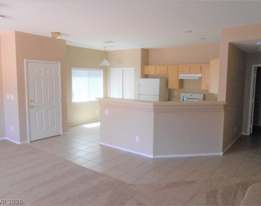 3516 Hazelnut Pine Place - Photo Thumbnail 6