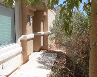 3516 Hazelnut Pine Place - Photo Thumbnail 3