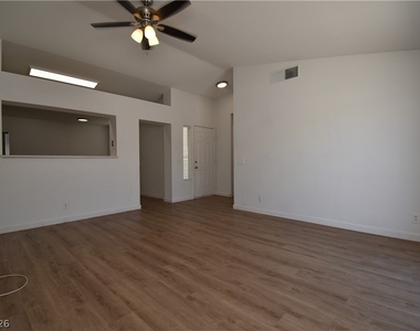 4706 Checker Way - Photo Thumbnail 3