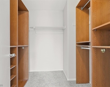 10404 Dark Sands Avenue - Photo Thumbnail 14