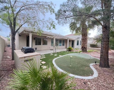 240 Whitly Bay Avenue - Photo Thumbnail 20