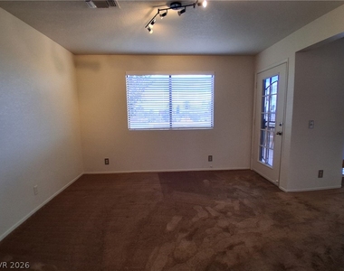 3958 Delos Drive - Photo Thumbnail 6