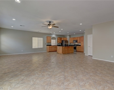 9743 Mount Kenyon Street - Photo Thumbnail 5