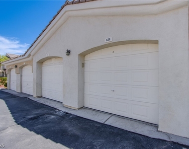 1521 Ruby Cliffs Lane - Photo Thumbnail 3