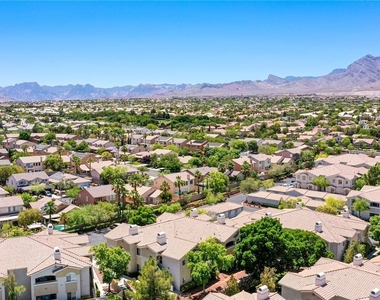 1521 Ruby Cliffs Lane - Photo Thumbnail 22