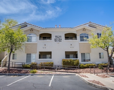 1521 Ruby Cliffs Lane - Photo Thumbnail 23