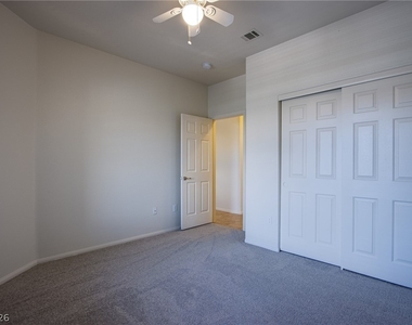 1521 Ruby Cliffs Lane - Photo Thumbnail 10