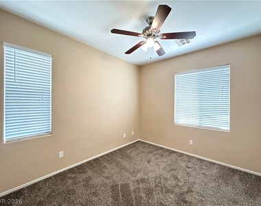 10596 La Campana Street - Photo Thumbnail 13