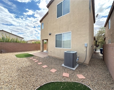 10596 La Campana Street - Photo Thumbnail 20