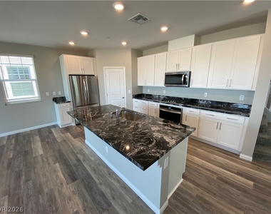 2475 Padulle Place - Photo Thumbnail 4