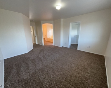 9237 Harbor Stream Avenue - Photo Thumbnail 4