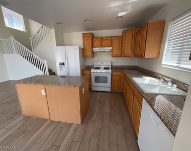 9237 Harbor Stream Avenue - Photo Thumbnail 1