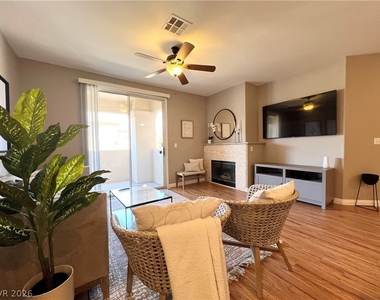 3555 Meridale Drive - Photo Thumbnail 3