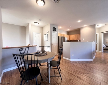 3555 Meridale Drive - Photo Thumbnail 7