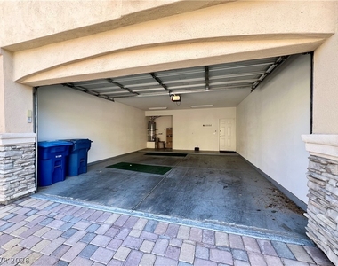 3555 Meridale Drive - Photo Thumbnail 18