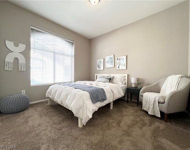 3555 Meridale Drive - Photo Thumbnail 13