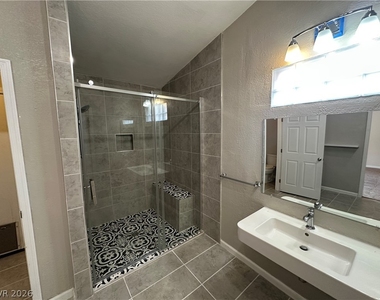 2109 Cedar Hills Street - Photo Thumbnail 14
