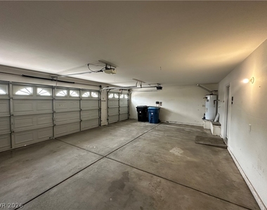 2109 Cedar Hills Street - Photo Thumbnail 24