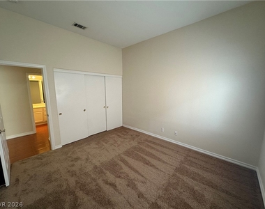 2109 Cedar Hills Street - Photo Thumbnail 18