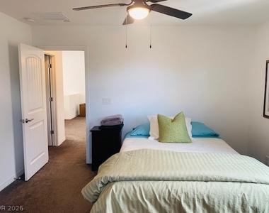 2637 Marvel Astoria Street - Photo Thumbnail 26