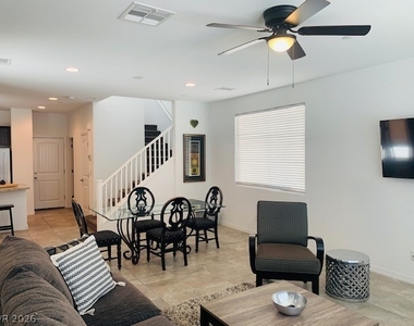 2637 Marvel Astoria Street - Photo Thumbnail 9