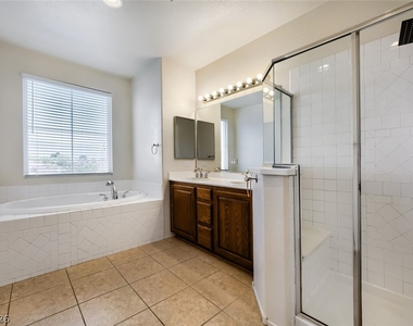 3412 Osiana Avenue - Photo Thumbnail 12
