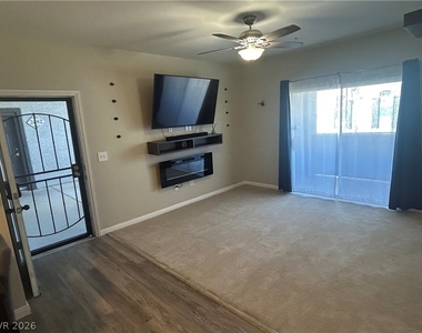 6955 N Durango Drive - Photo Thumbnail 9