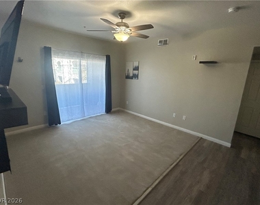 6955 N Durango Drive - Photo Thumbnail 11