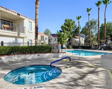4860 Nara Vista Way - Photo Thumbnail 24
