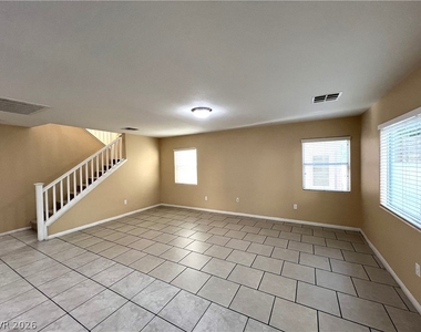 7366 Lagoon Blue Street - Photo Thumbnail 6
