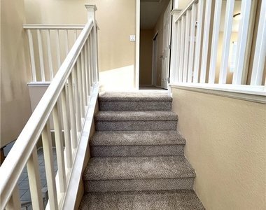 7366 Lagoon Blue Street - Photo Thumbnail 15