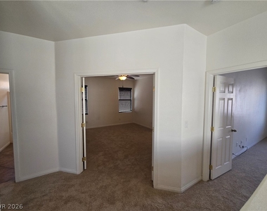 9164 Craven Avenue - Photo Thumbnail 15