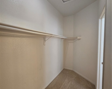 9164 Craven Avenue - Photo Thumbnail 20