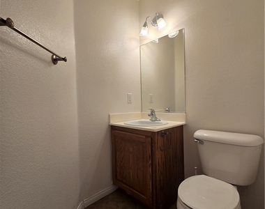 9164 Craven Avenue - Photo Thumbnail 12