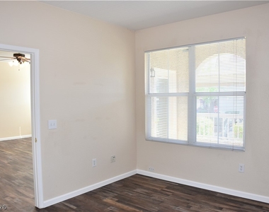 9975 Peace Way - Photo Thumbnail 10