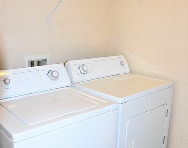 9975 Peace Way - Photo Thumbnail 6
