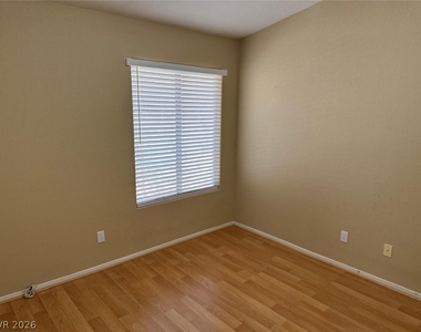 3509 Judah Way - Photo Thumbnail 17