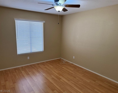 3509 Judah Way - Photo Thumbnail 16