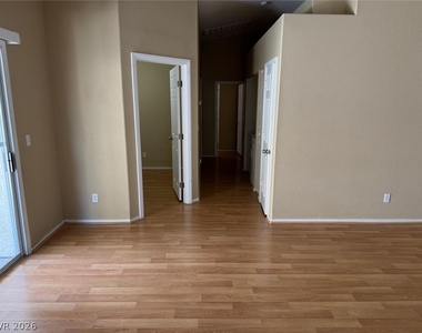 3509 Judah Way - Photo Thumbnail 9