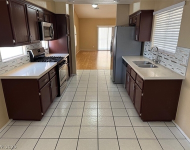 3509 Judah Way - Photo Thumbnail 1