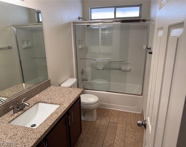 3509 Judah Way - Photo Thumbnail 19