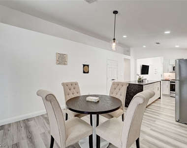 8127 Chambersberg Street - Photo Thumbnail 16