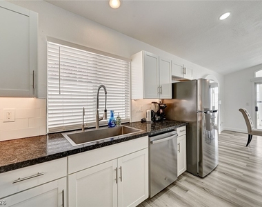 8127 Chambersberg Street - Photo Thumbnail 13