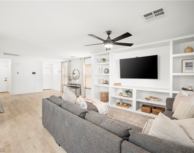 8509 Wildheart Ranch Street - Photo Thumbnail 7