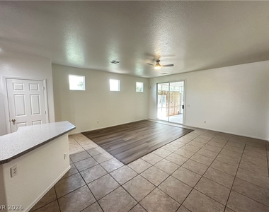 10912 Golden Birch Place - Photo Thumbnail 2