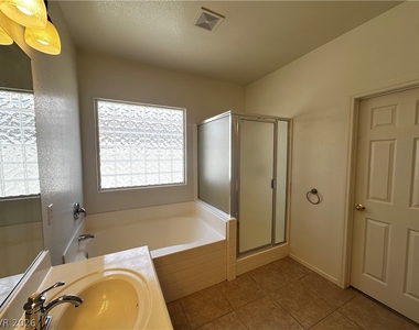 10912 Golden Birch Place - Photo Thumbnail 9