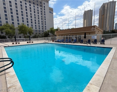 205 E Harmon Avenue - Photo Thumbnail 7