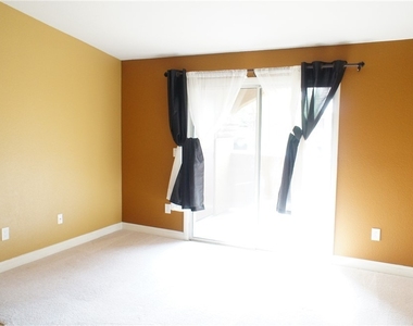 5055 W Hacienda Avenue - Photo Thumbnail 7